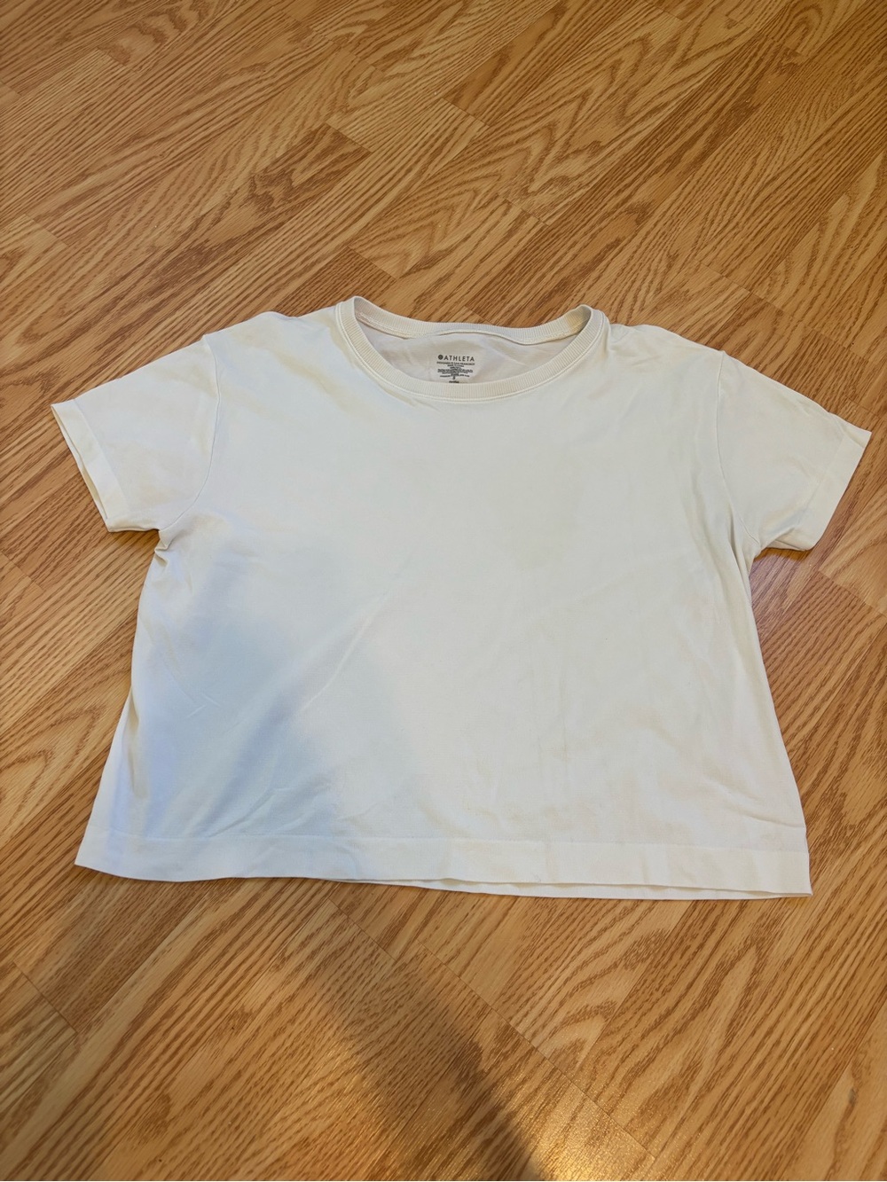 Athleta cream t shirt size small nylon